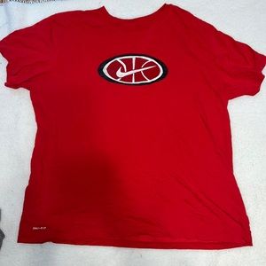 Red nike dri-fit tee